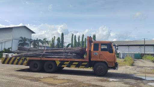 Masih Ragu Menggunakan Jasa Sewa Tronton? Simak 5 Kelebihan Jasa Sewa Tronton