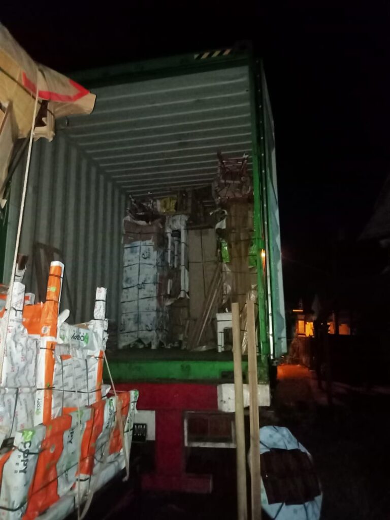 Pengiriman Furniture Jepara 1